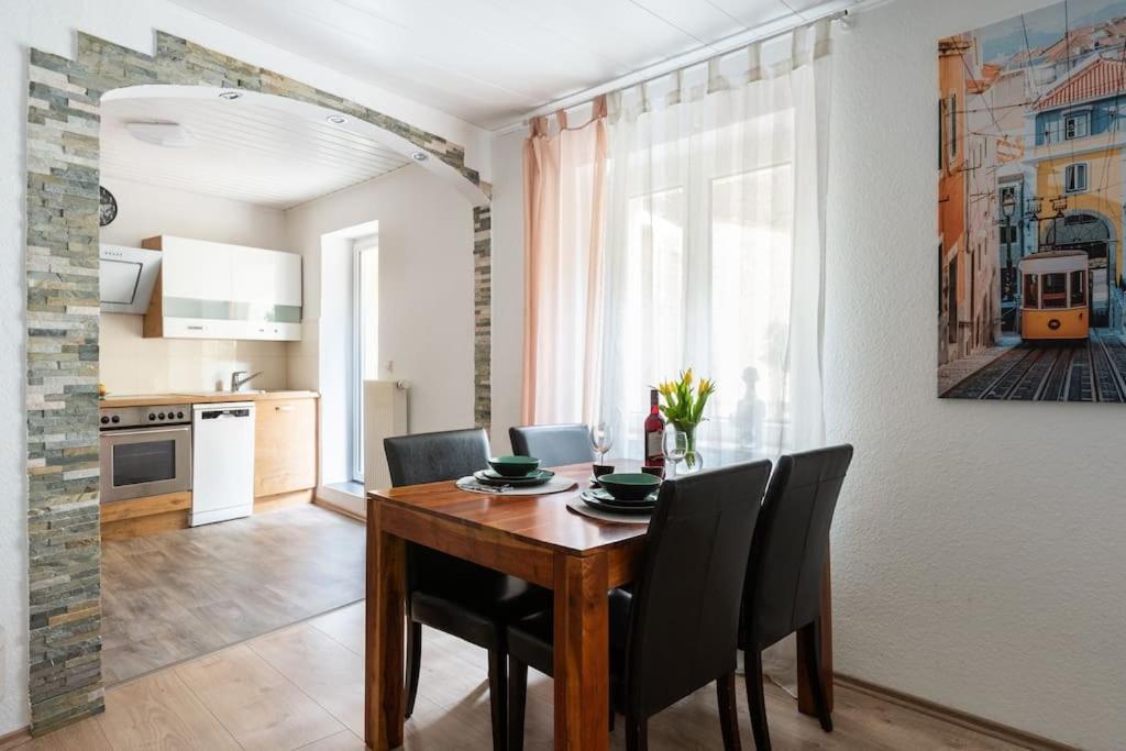 E"Stein 3 Zkb Terrasse Διαμέρισμα Κόμπλεντς Εξωτερικό φωτογραφία