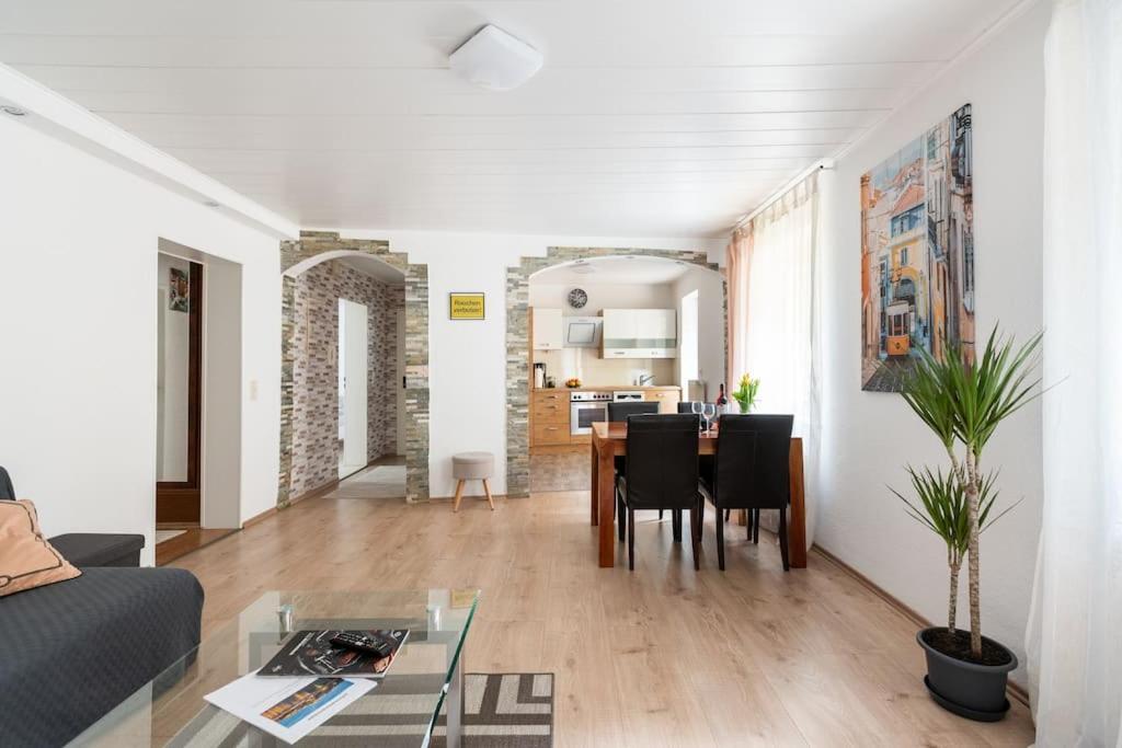 E"Stein 3 Zkb Terrasse Διαμέρισμα Κόμπλεντς Εξωτερικό φωτογραφία